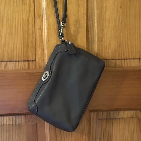 Coach Brown/beige Leather Wristlet - Picture 1 of 4